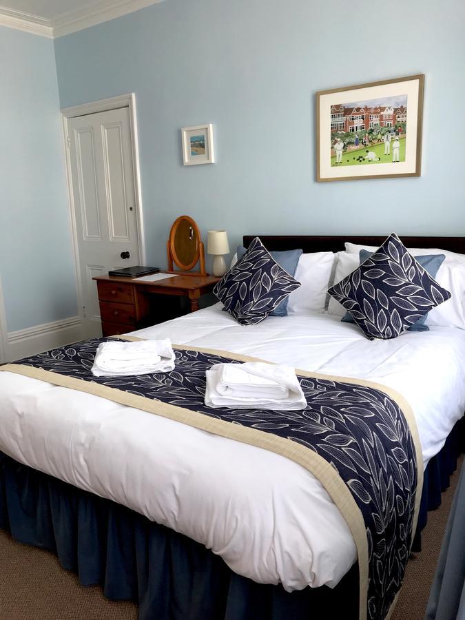 By The Sea Bed And Breakfast Torneo de Torneo de Eastbourne Exterior foto