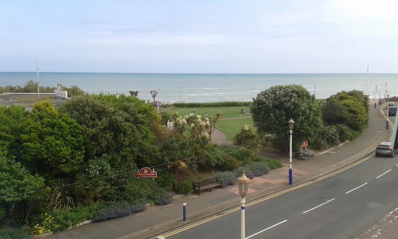By The Sea Bed And Breakfast Torneo de Torneo de Eastbourne Exterior foto